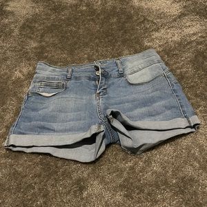 Denim shorts made to make your butt appear bigger!